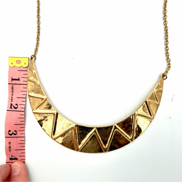 House of Harlow 1960 Gold Geometric Bib Necklace - Picture 7 of 8